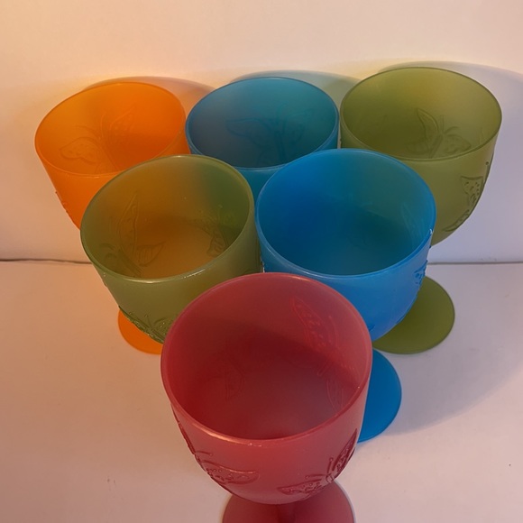 Wine glass set 6 plastic wine glasses for poolside or beach - Picture 3 of 7